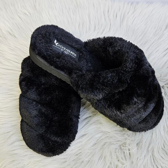 Koolaburra by UGG Women Slippers Size 7 Black Fuzzy Cozy Plush Slide House Shoes - Picture 3 of 11